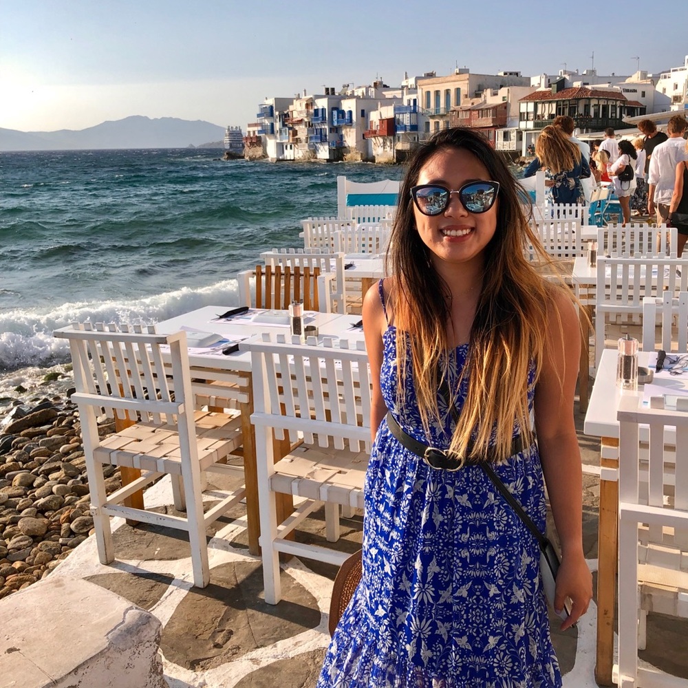 Meet your Posher, Christina